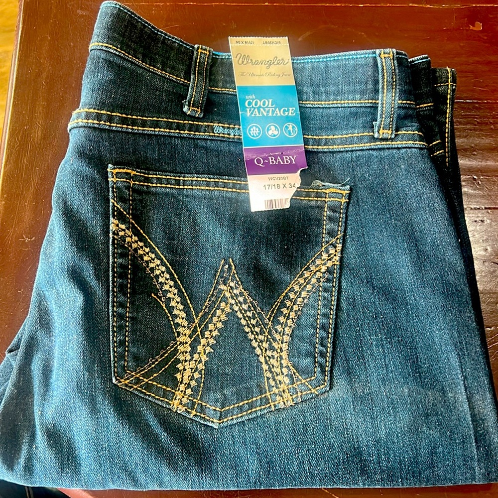 Wrangler Q-Baby Cool Vantage No Gap Waist great for riding Brand new with tags